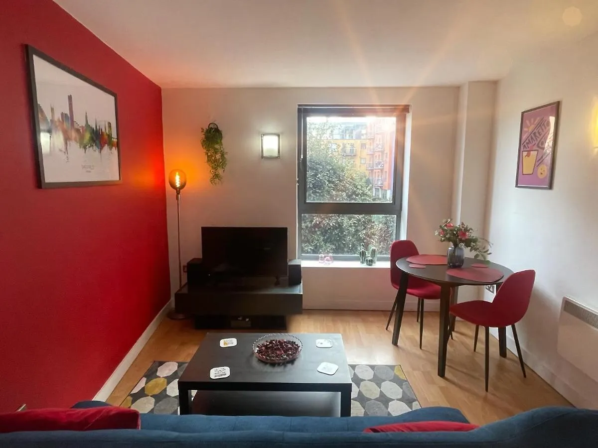Iconic City Centre Apartment In The Devonshire Quarter Sheffield United Kingdom